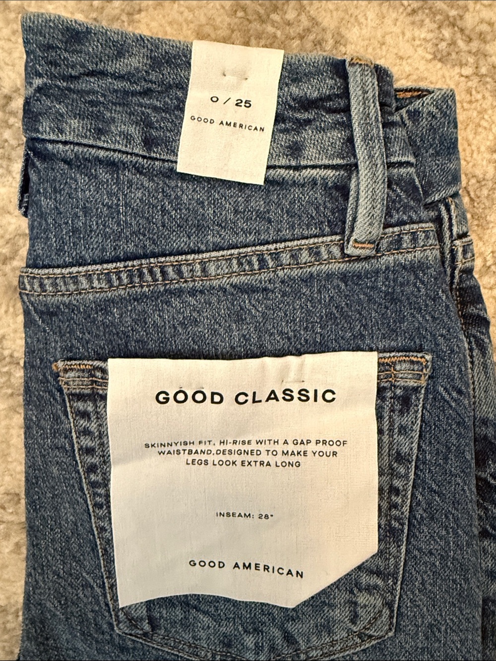 Good American Good Classic Skinny Jeans in Blue Denim